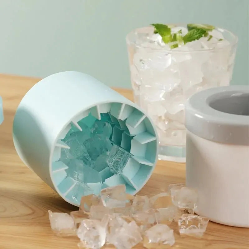 Silicone Ice Cube Maker – Round Freezer Mold & Bucket for Drinks